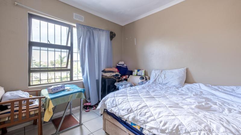 6 Bedroom Property for Sale in Kensington Western Cape